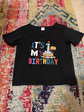 SHEIN Black Kids "It's My Birthday" Graphic Tee with Colorful Print